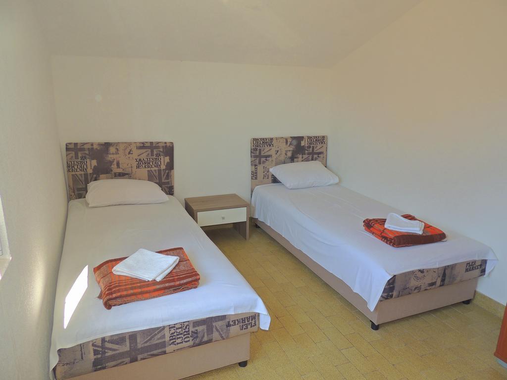 Guest House Jelena Budva Exterior foto